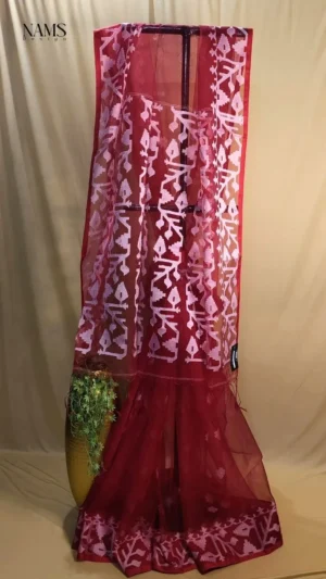 Red Mulburi Silk Jamdani Saree: Exquisite Handloom Beauty