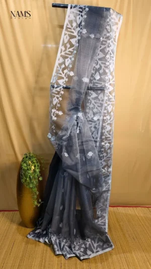 Grey Resom Jamdani Saree: Exquisite Handloom Elegance