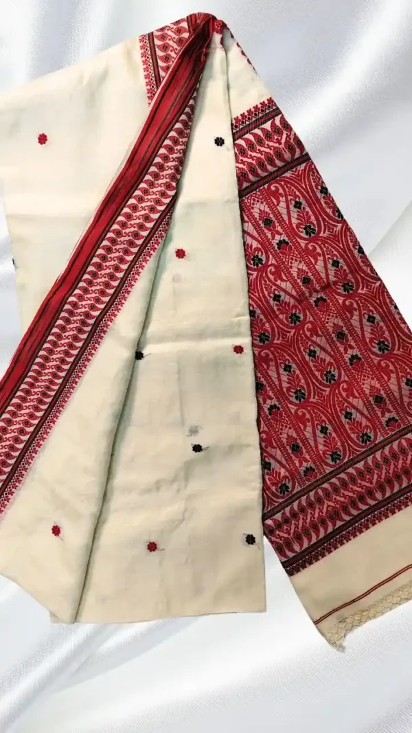 Off White Tussar Jamdani Saree