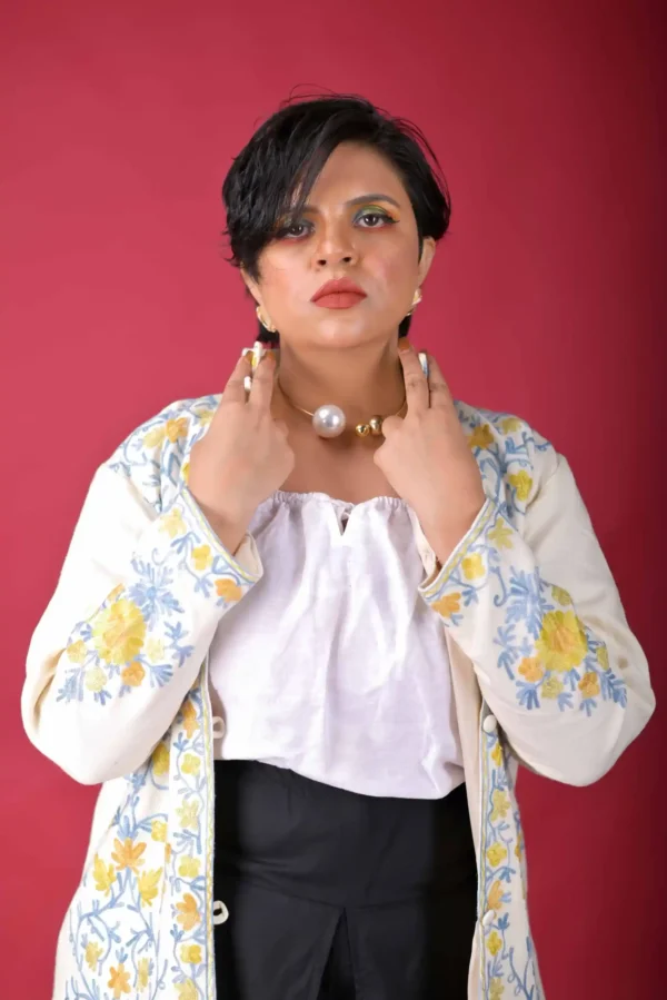 Ivory Elegance Short Silk Jacket with Floral Embroidery