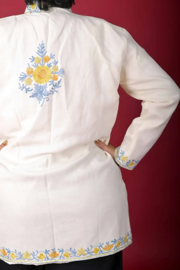 Ivory Elegance Short Silk Jacket with Floral Embroidery