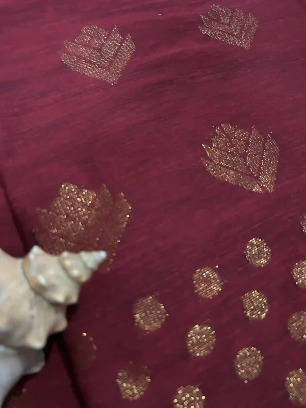 Maroon Linen Zari Saree
