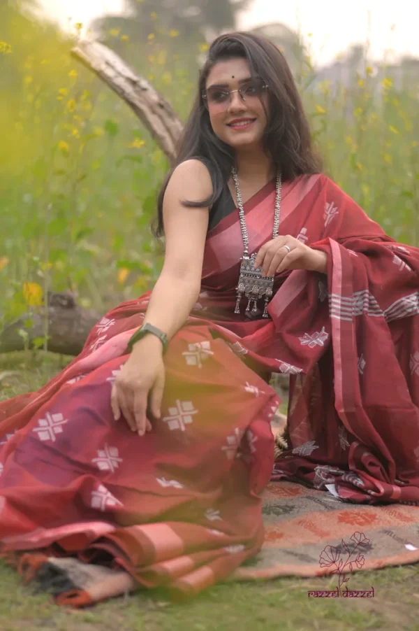 Pure Linen Khadi Resham border Saree