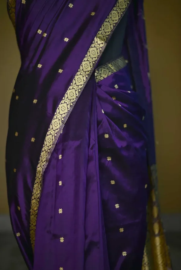 Ultraviolet Assam silk Gold Zari, Resham weaved Border & Anchal Saree