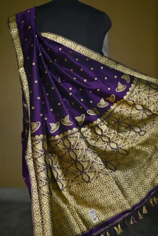Ultraviolet Assam silk Gold Zari, Resham weaved Border & Anchal Saree