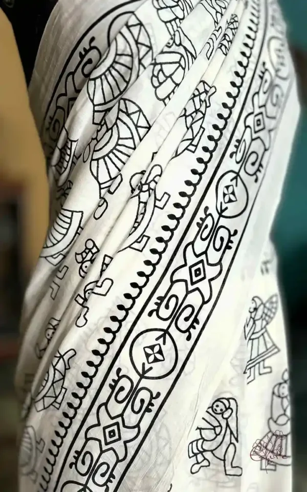 WHITE HAND BLOCK PRINTED BAGRU COTTON SAREE