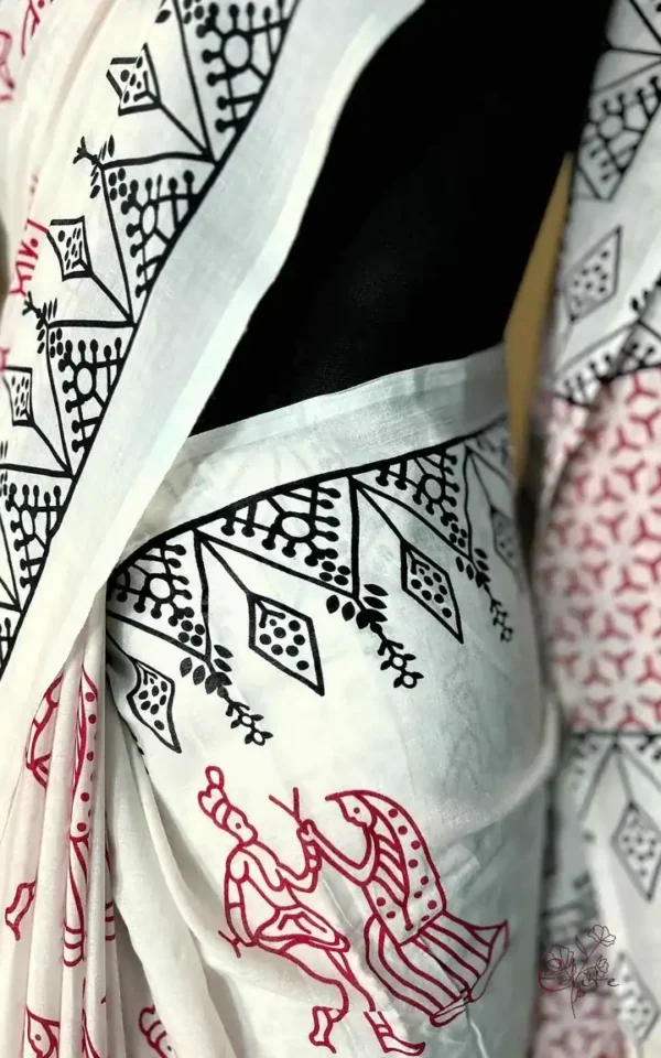 WHITE HAND BLOCK PRINTED BAGRU COTTON SAREE