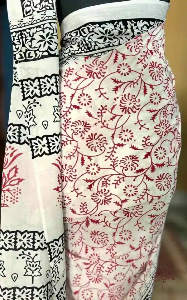 WHITE HAND BLOCK PRINTED BAGRU COTTON SAREE