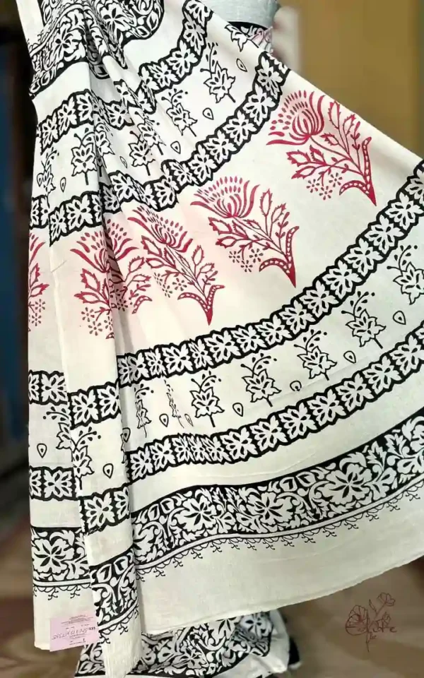 WHITE HAND BLOCK PRINTED BAGRU COTTON SAREE