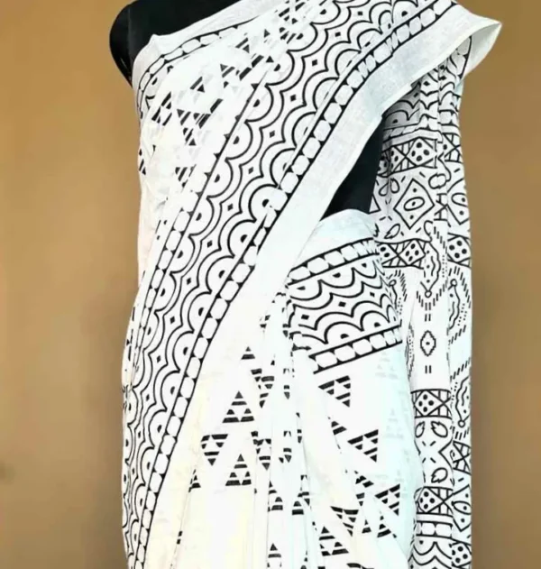 WHITE HAND BLOCK PRINTED BAGRU COTTON SAREE