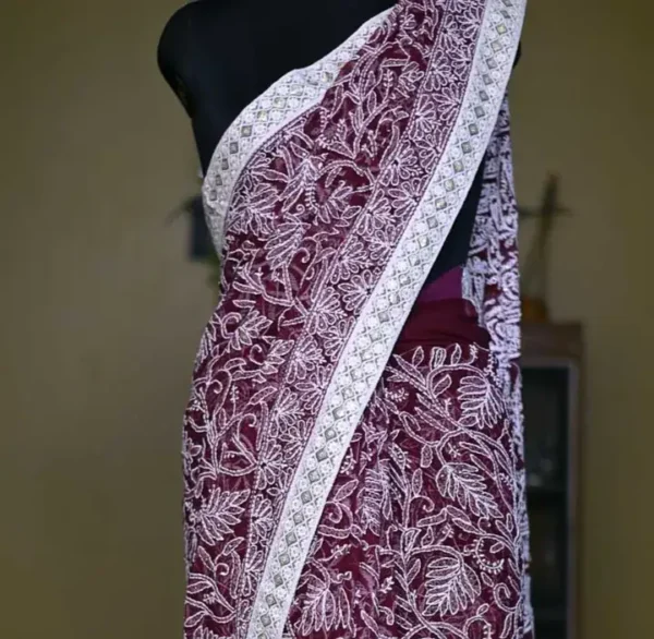 Lucknowi Chikankari saree