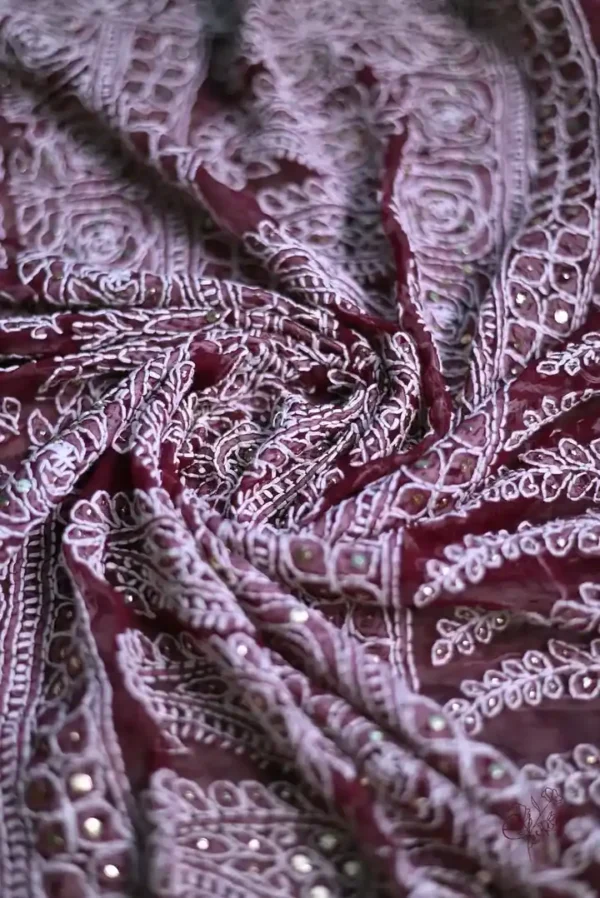 Lucknowi Chikankari saree