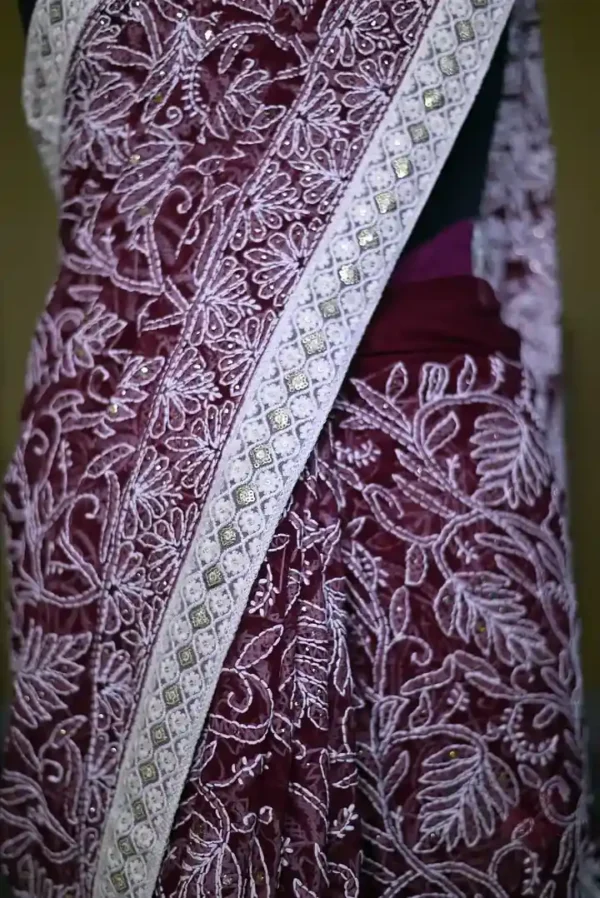 Lucknowi Chikankari saree