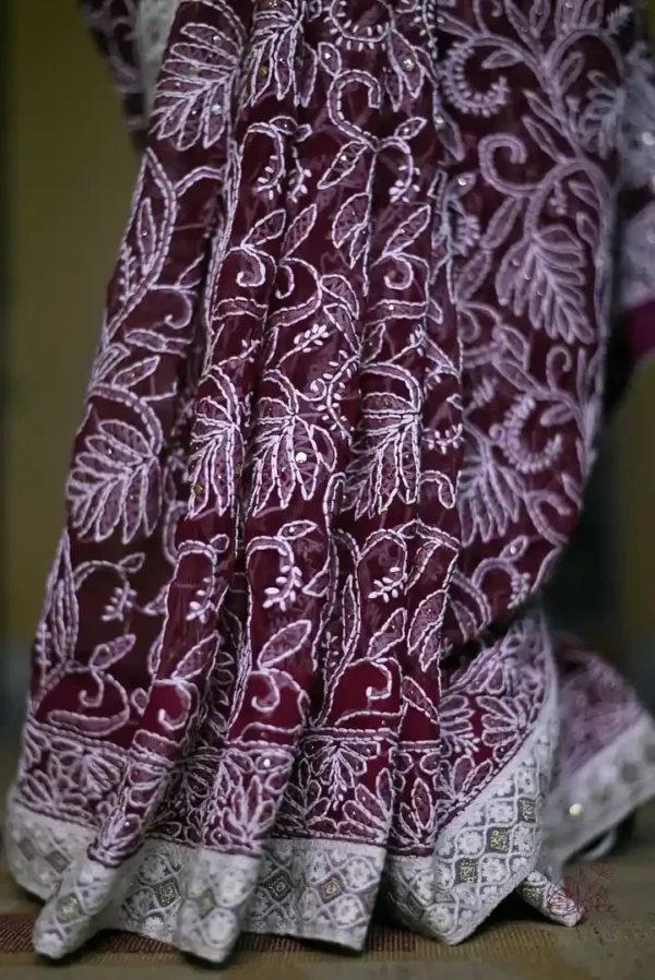 Lucknowi Chikankari saree