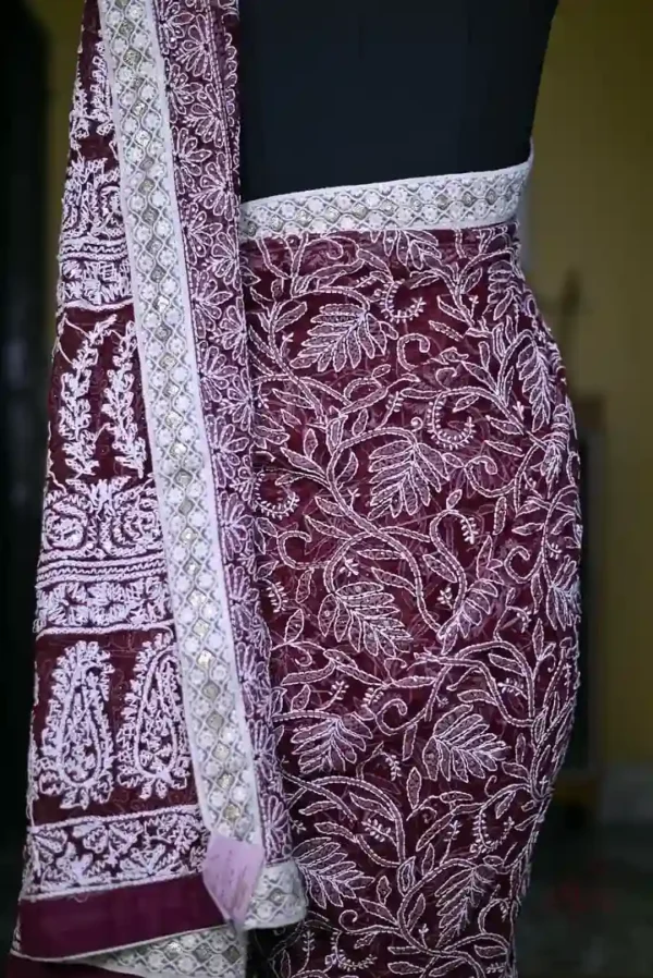 Lucknowi Chikankari saree