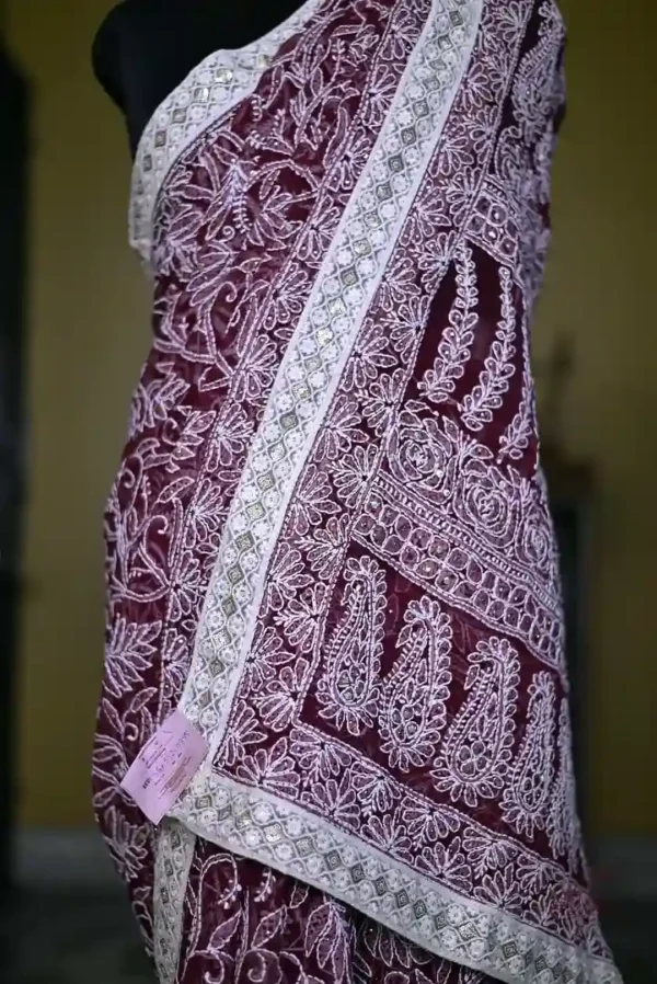 Lucknowi Chikankari saree