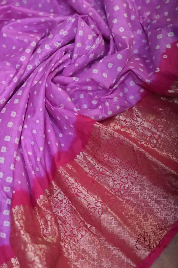 Lavender Benarasi on golden zari par gujrati butta Khadi Chiffon Handloom Sare