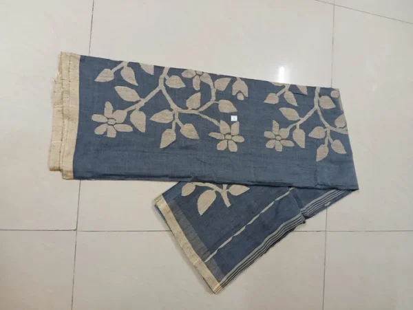 Black on Cream Floral work on Cotton jamdani saree