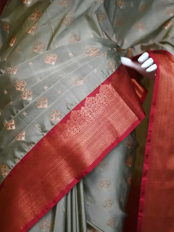 Pesta green color with maroon border kanjivaram work on Pure silk saree