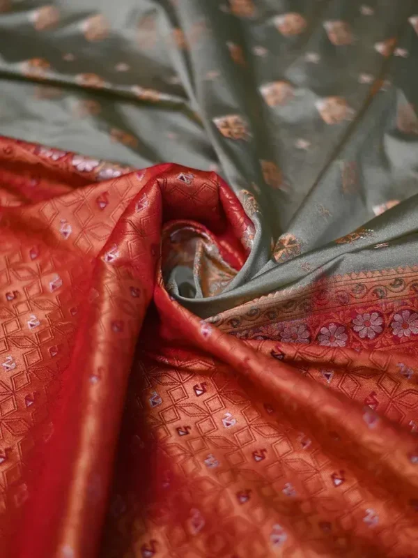 Pesta green color with maroon border kanjivaram work on Pure silk saree