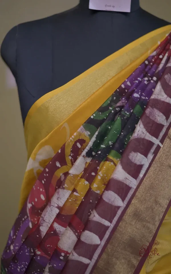 Yellow n Maroon on Hand Batik Print with Zari Border Semi Silk Saree