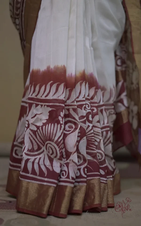 White n Maroon on Hand Batik Print with Zari Border Semi Silk Saree