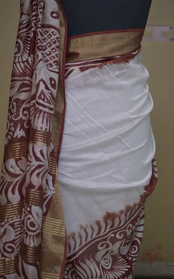 White n Maroon on Hand Batik Print with Zari Border Semi Silk Saree