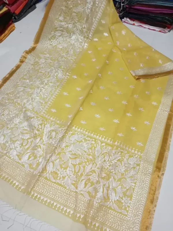 Resom moslin Embroidery Saree