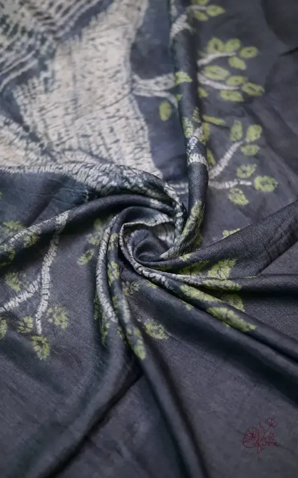 Dark Green Tie-Dye Shibori Print on Pure Gachi Tussar Silk Saree