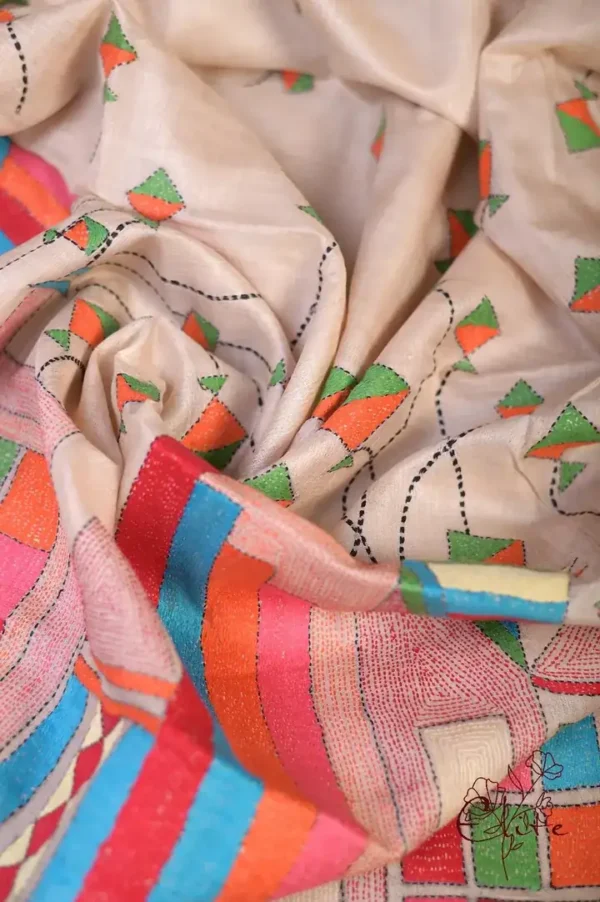 Cream with Kite Nakshi Kantha stitch work on Tussar saree
