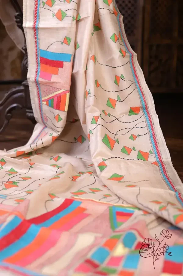 Cream with Kite Nakshi Kantha stitch work on Tussar saree