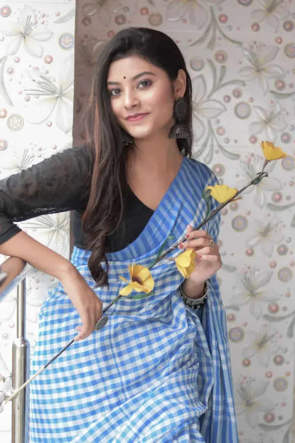 Sky Blue and White checks on Tant Handloom Pure Cotton Gamcha saree