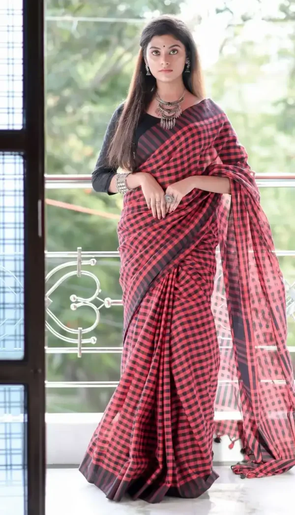 Red and Black checks on Tant Handloom Pure Cotton Gamcha saree