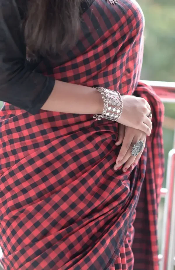 Red and Black checks on Tant Handloom Pure Cotton Gamcha saree