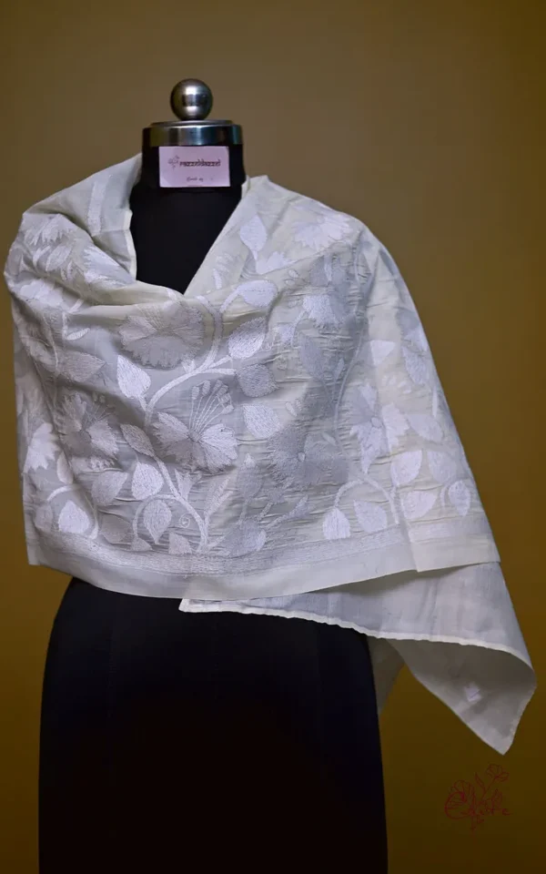 Beige on White Bengal Kantha Embroidery Tussar Silk Handloom stole