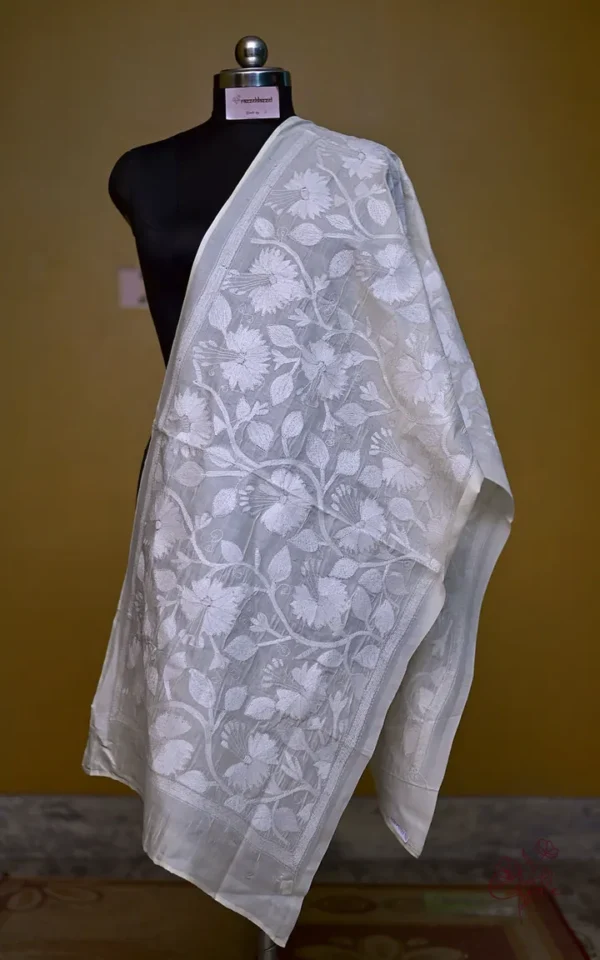Beige on White Bengal Kantha Embroidery Tussar Silk Handloom stole