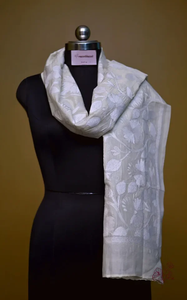 Beige on White Bengal Kantha Embroidery Tussar Silk Handloom stole