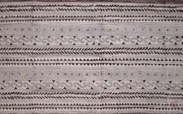 White on Black Bengal Kantha Embroidery Tussar Silk Handloom stole