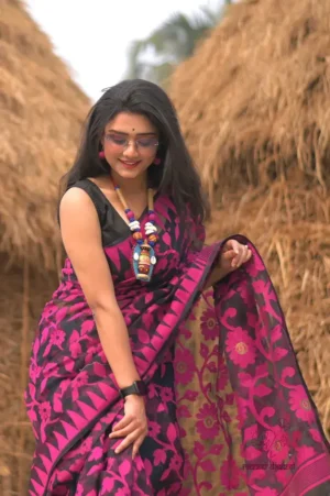 Black on pink floral work n Temple border Pure Resham silk Soft Jamdani saree