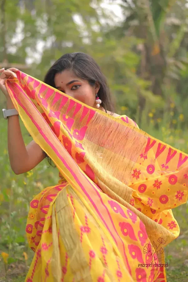 Yellow on pink butta n Temple Border Pure Resham silk Soft Jamdani saree