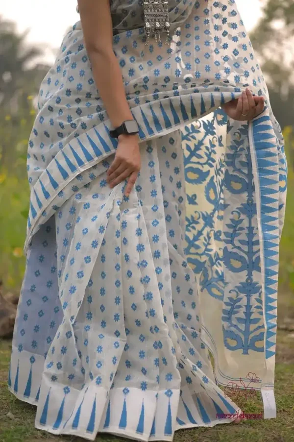 White on blue Butta n Temple border work Pure Resham silk Soft Jamdani saree