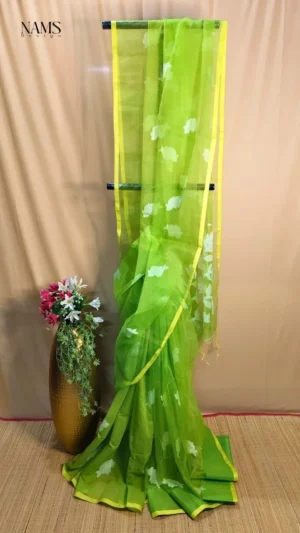 Exquisite Leaf Green Reshom Jamdani Saree – Timeless Elegance