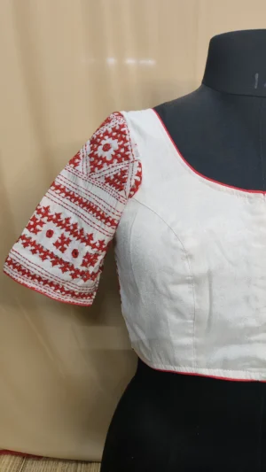 Exquisite White Red Gujarati Stitch Work Saree - Elegant