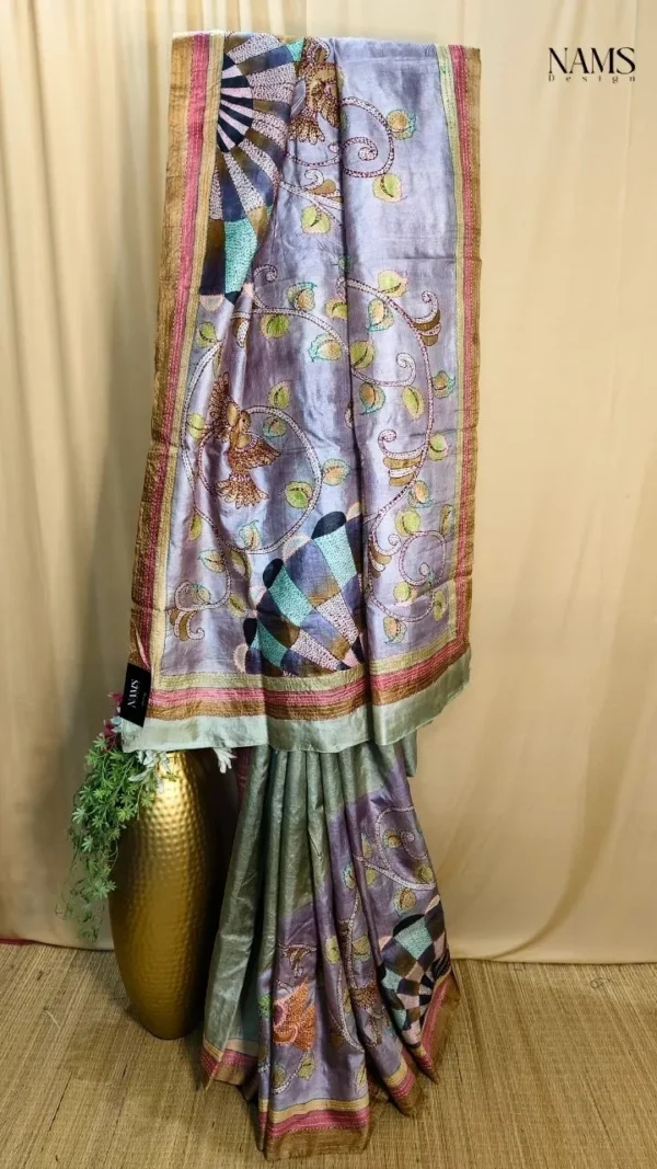 Exquisite Grey Tussar Floral Kantha Saree – Elegant & Unique