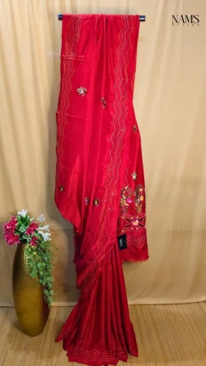 Exquisite Red Bangalore Silk Floral Saree – Elegance Redefined