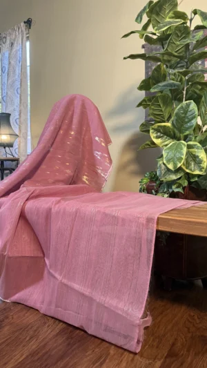 Handwoven Soft Pink Jamdani Saree with Subtle Floral Motifs