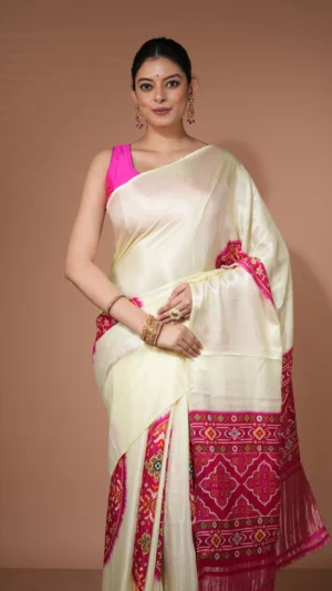 Off-White Borderless Saree with Rajkot Motifs in Red & Zari Pallu | 2025 Winter Festive