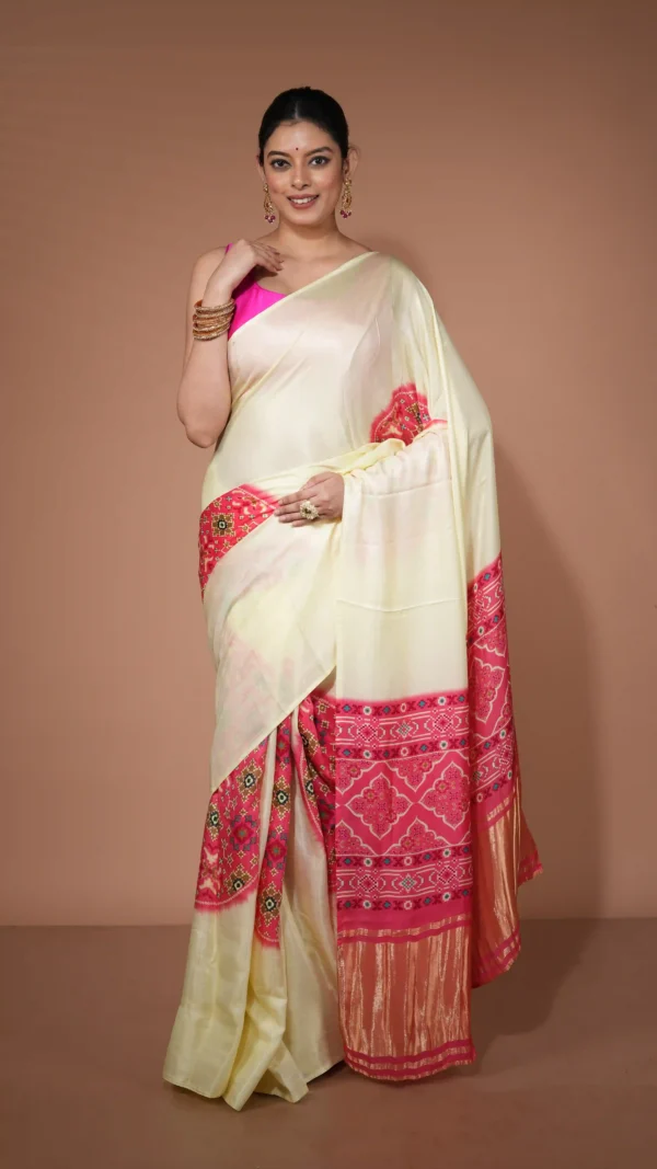 Off-White Borderless Saree with Rajkot Motifs in Pink & Zari Pallu | 2025 Winter Festive
