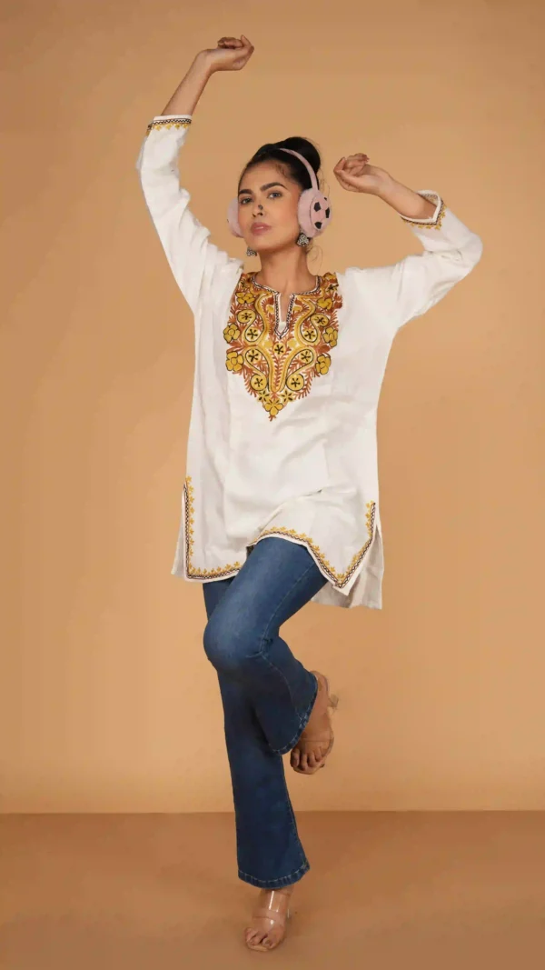 White Kashmiri Phiran Top,top - BKP03286_result