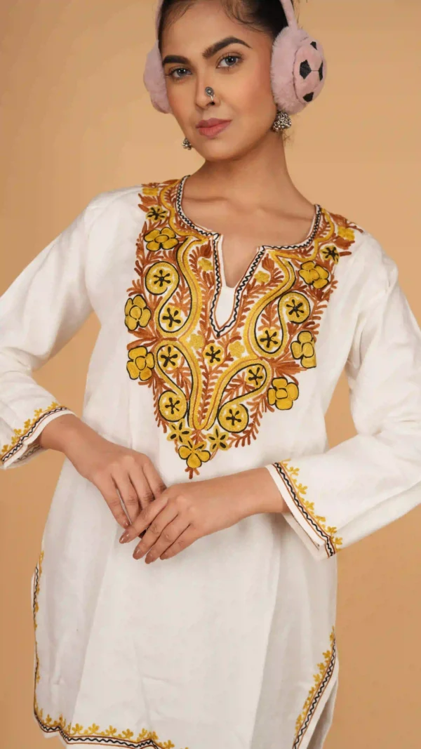 White Kashmiri Phiran Top,top - BKP03294_result